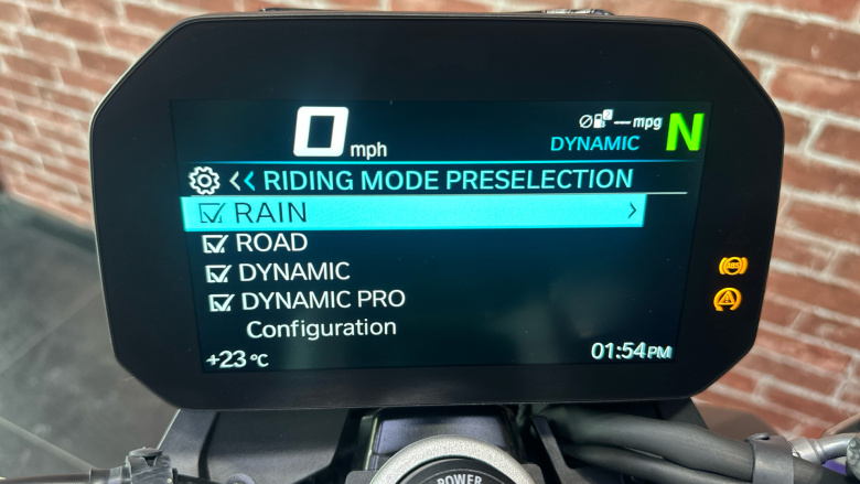 BMW F900 R (25MY)